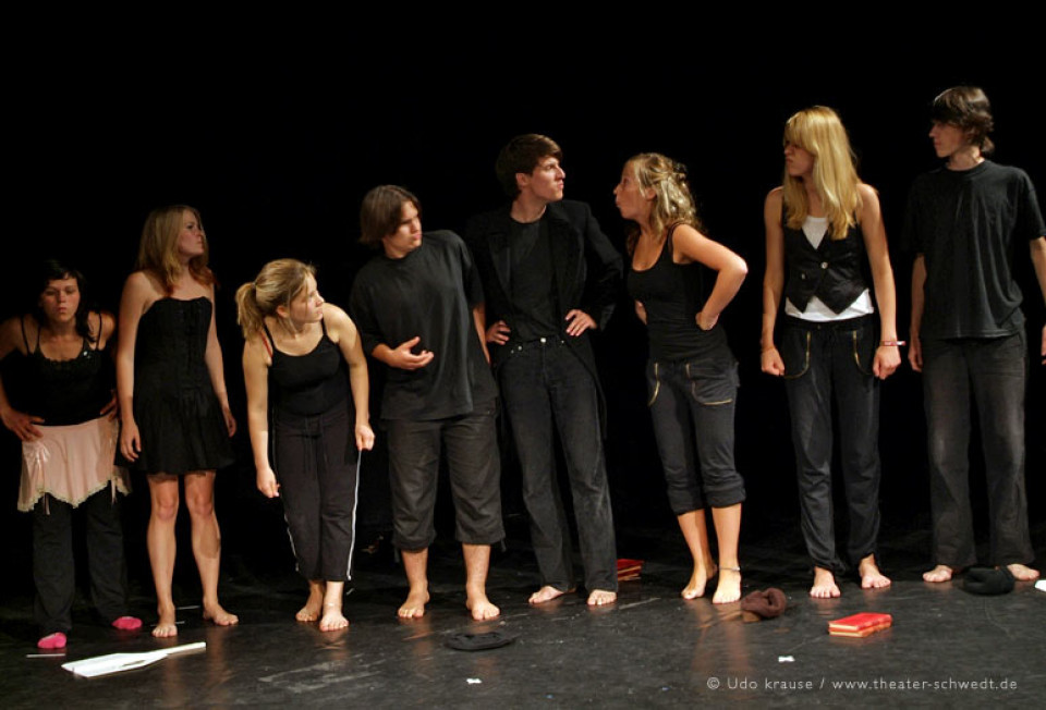 Leonce und Lena / Theater in der Senke des Karl-Liebknecht-Gymnasiums Frankfurt (Oder)