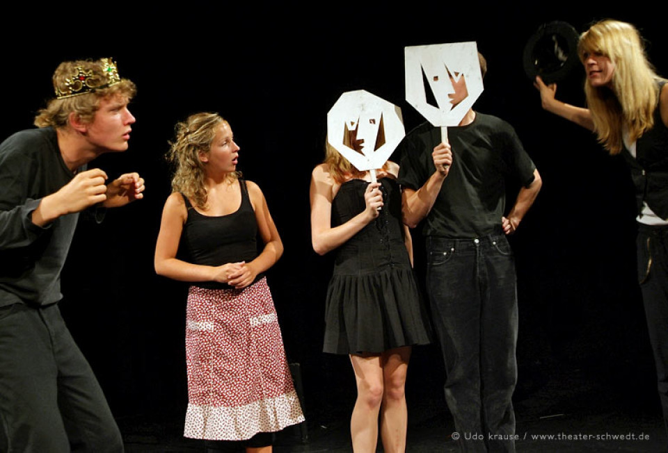 Leonce und Lena / Theater in der Senke des Karl-Liebknecht-Gymnasiums Frankfurt (Oder)