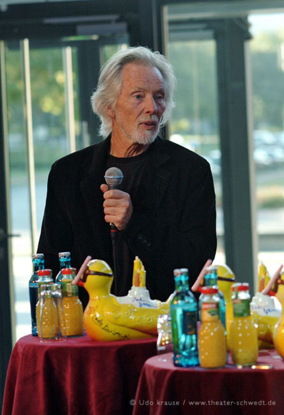 Klaus Voormann war nicht nur bei der Talk-Runde dabei sondern erzählte auch aus seinem Leben