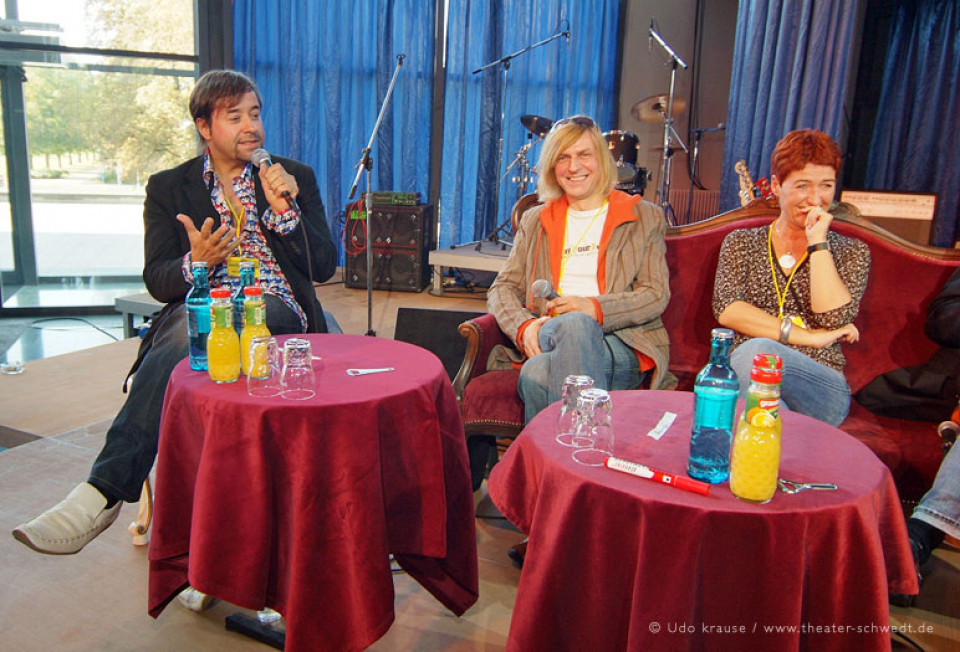 v.l.n.r. Jan-Josef Liefers, Ritchie Barton und Carla Kniestedt 