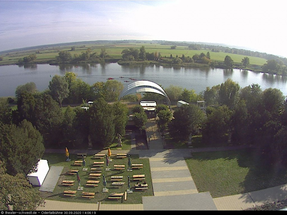 Es wird wieder fleißig gepaddelt... (hinzugefügt von Heimweh am 30.09.2020)