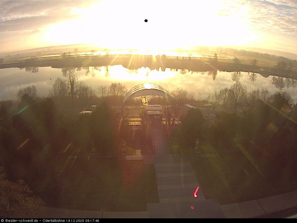 Das Wasser in den Poldern geht langsam zurück (hinzugefügt von Schwedter am 18.12.2020)