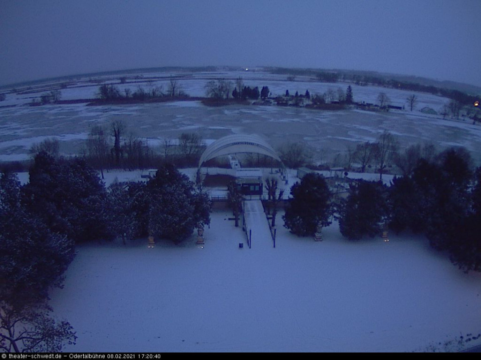 Blaue Stunde (hinzugefügt von Blue Man am 08.02.2021)