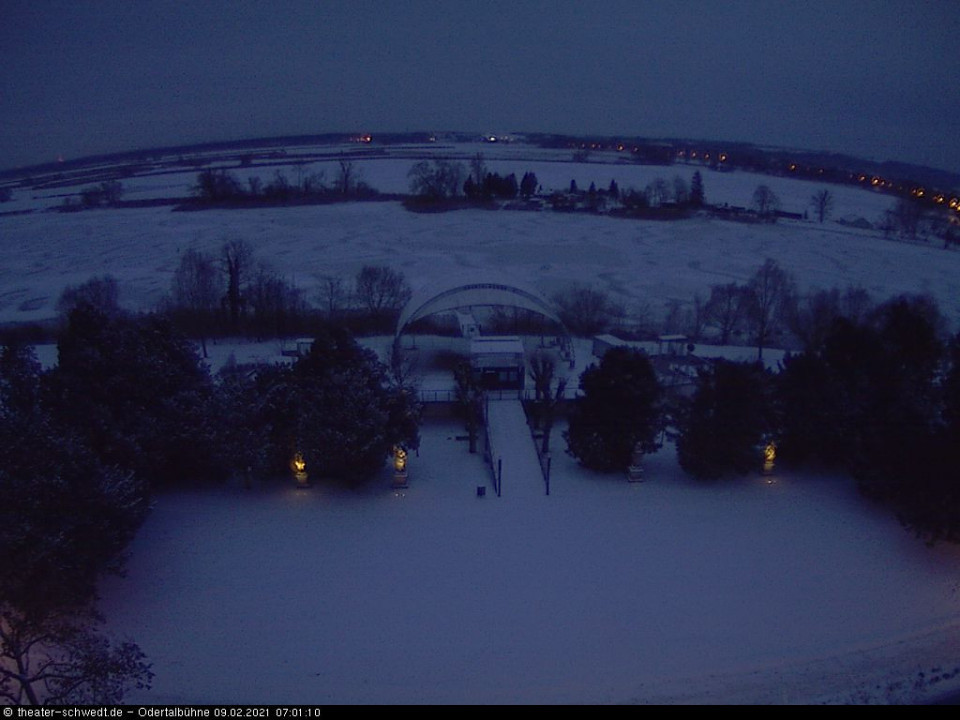 alles zugefroren...😄 (hinzugefügt von Bembel am 09.02.2021)
