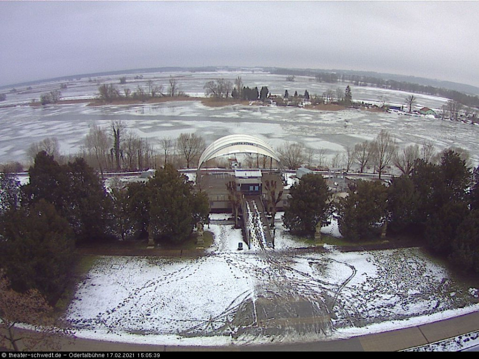 Ja gut bin jetzt besoffen (hinzugefügt von bin besoffen am 17.02.2021)