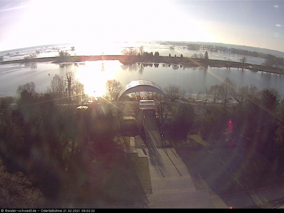 😎 (hinzugefügt von Heimweh am 21.02.2021)