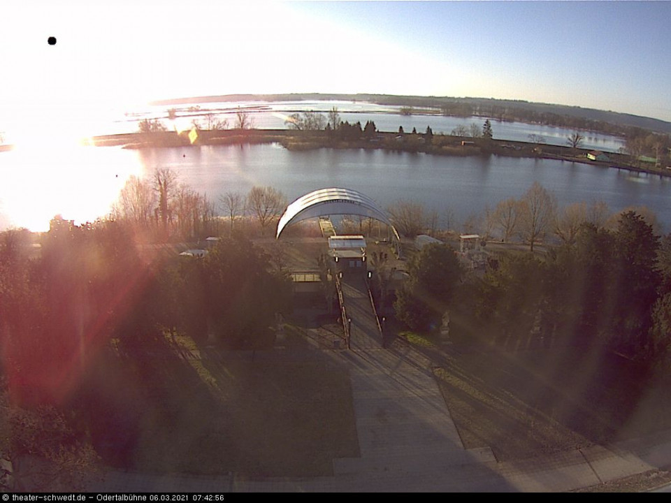 😎 (hinzugefügt von Heimweh am 06.03.2021)