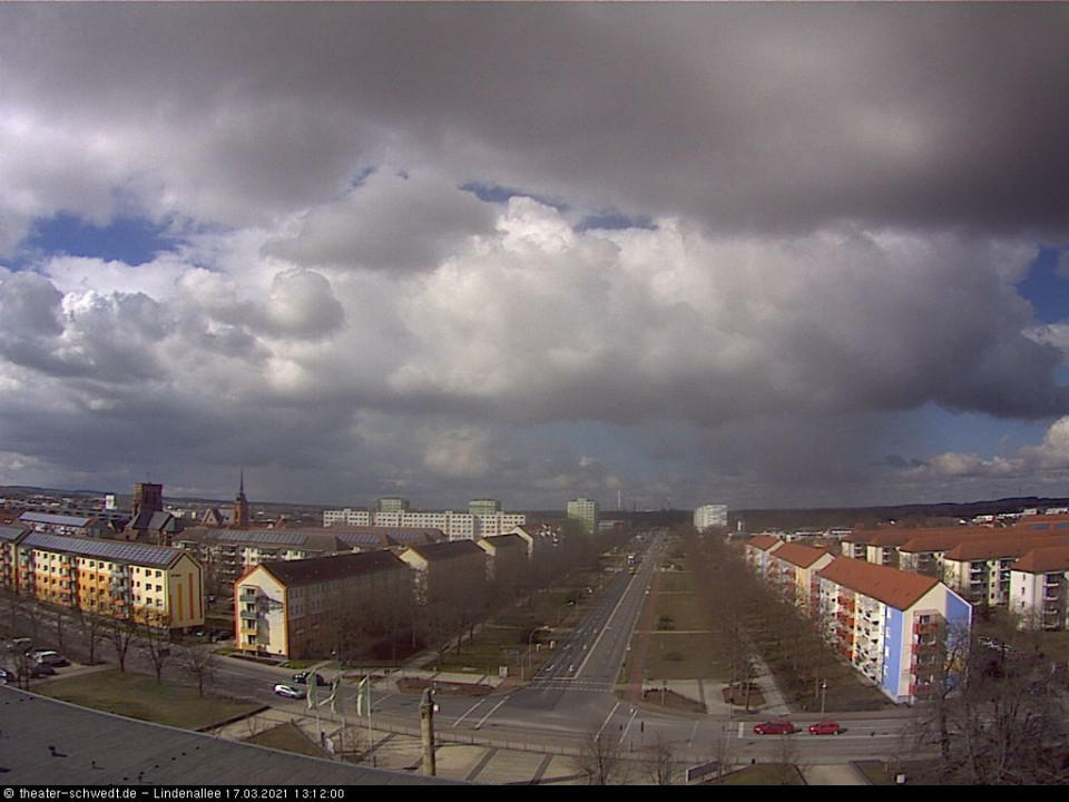 dicke Wolken (hinzugefügt von Heimweh am 17.03.2021)