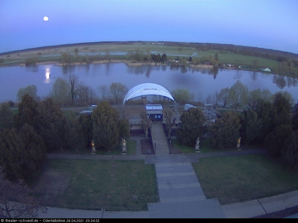 Vollmond (hinzugefügt von Schwedter am 26.04.2021)