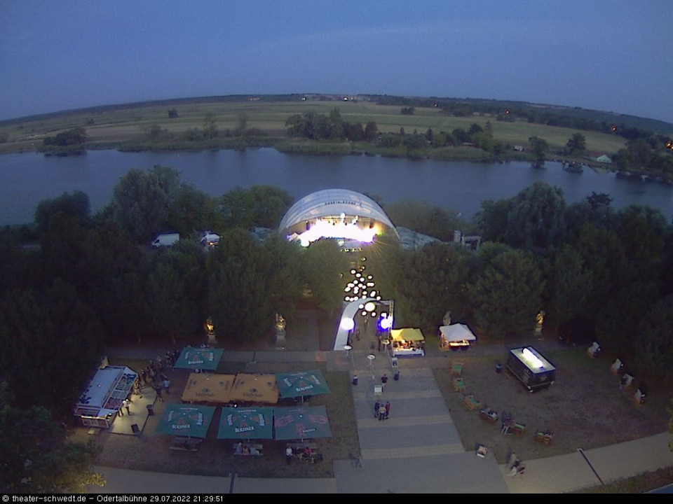 Konzert (hinzugefügt von Manu am 29.07.2022)