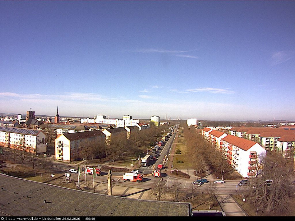 Crash und Stau auf der Lindenallee (hinzugefügt von JO73DB am 26.02.2026)
